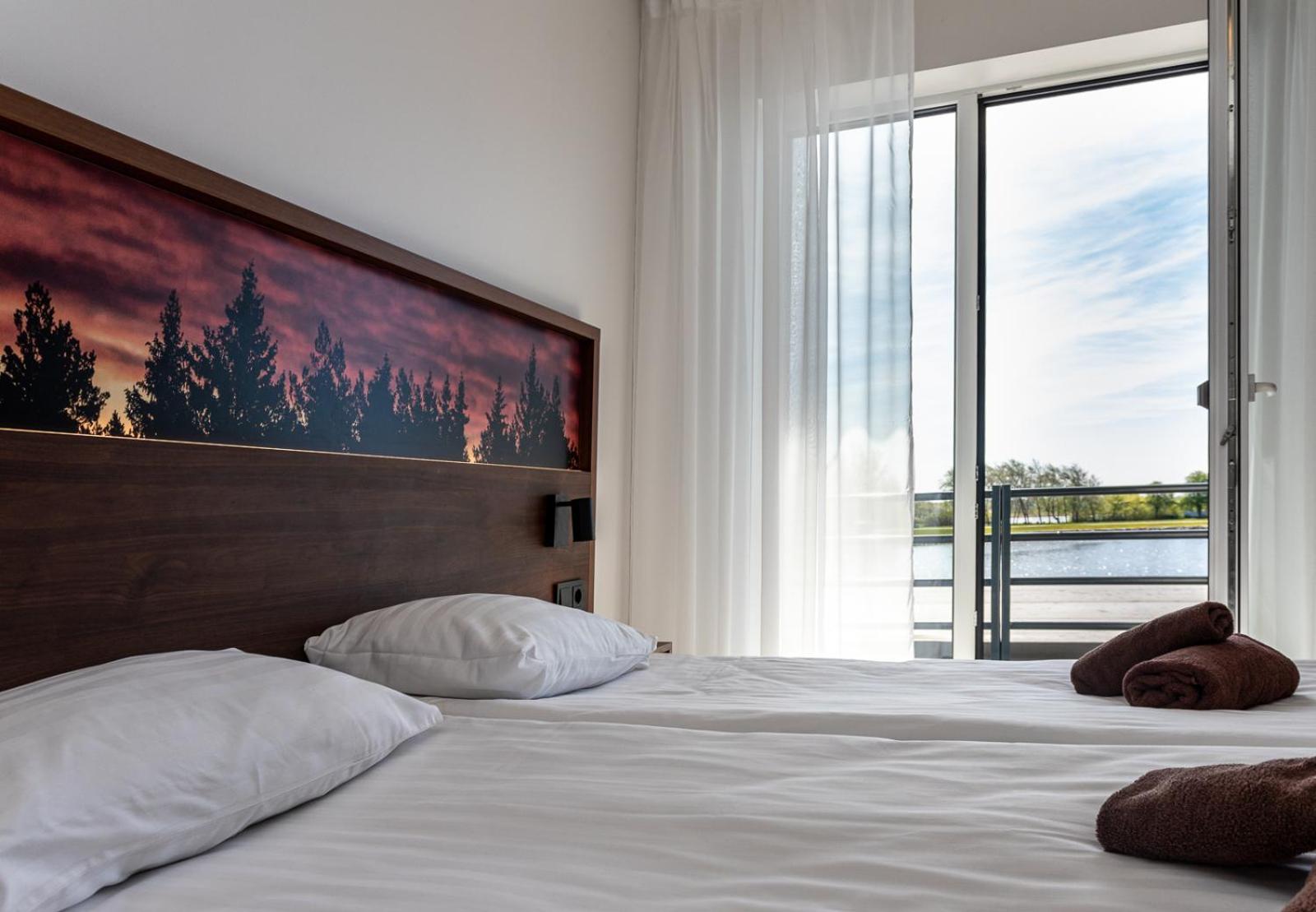 Oe Seaside Suites & Spa クレサーレ エクステリア 写真