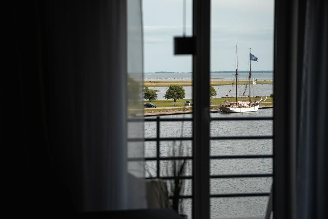 Oe Seaside Suites & Spa クレサーレ エクステリア 写真